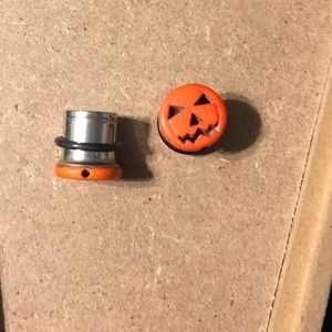 Size 1/2” (12mm) pumpkin plugs